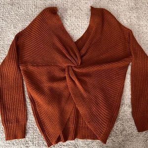 Burnt Orange Criss Cross Back Swater! 🧡